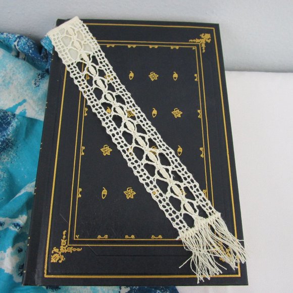 Vintage Maltese Bobbin Lace Bookmark - Picture 1 of 6
